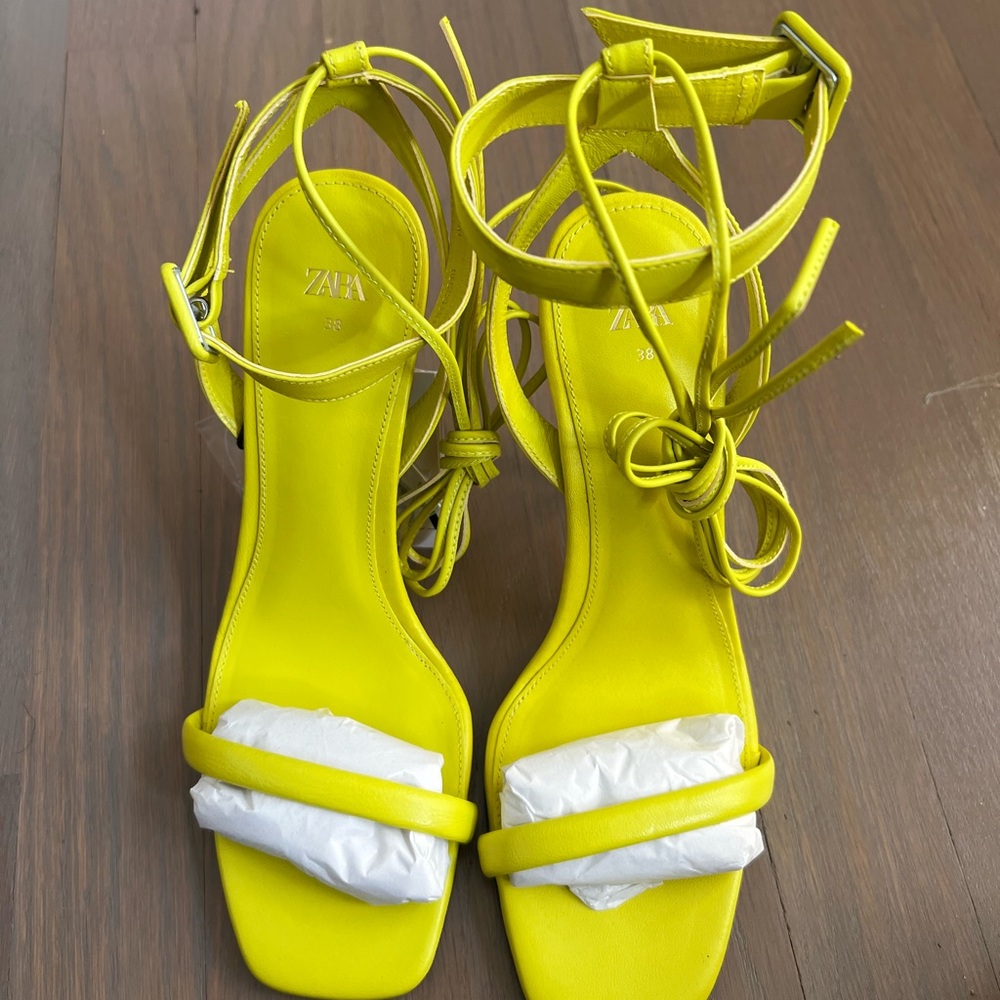 Zara Women's Bright Yellow Lace-Up Sandals